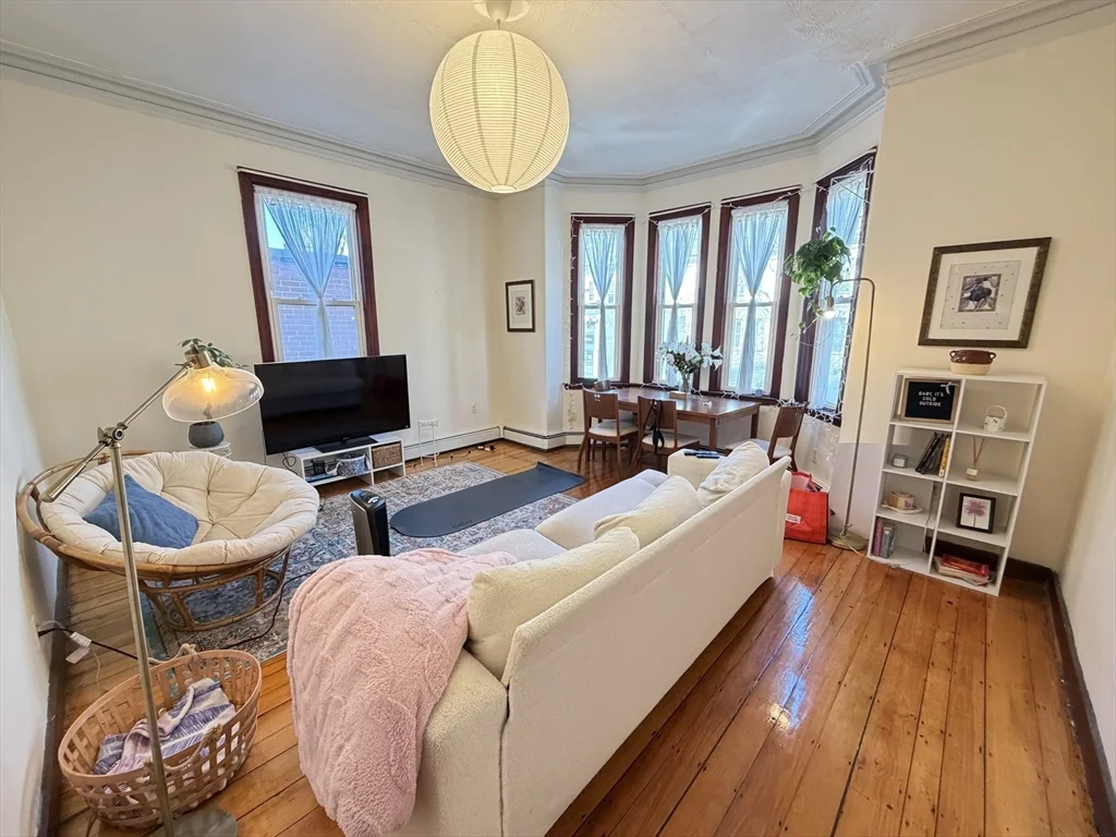 3 bed, 1 bath apartment for rent at 1584 Tremont St , Unit 1, Mission Hill — photo 2 of 8