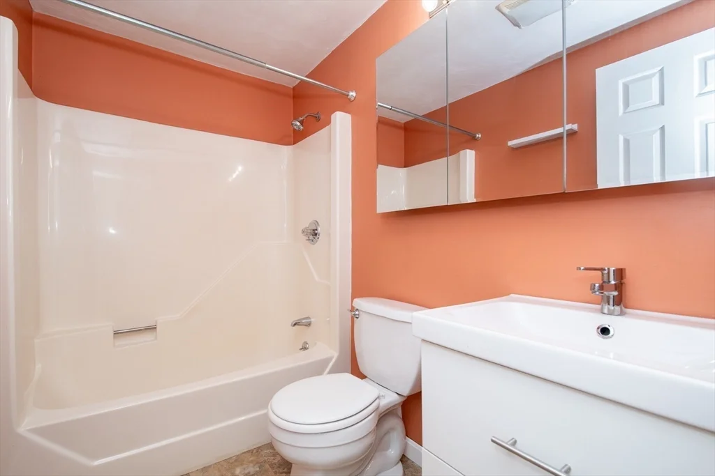 2 bed, 1 bath apartment for rent at 1585 Braley Rd Unit 51, Far North — photo 14 of 21