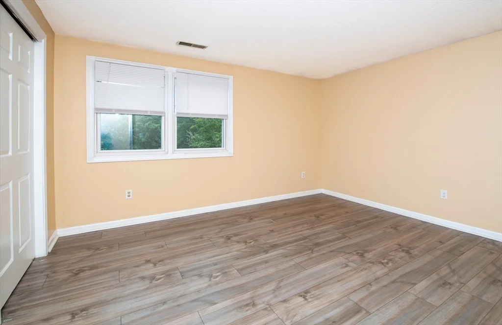 2 bed, 1 bath apartment for rent at 1585 Braley Rd Unit 51, Far North — photo 15 of 21