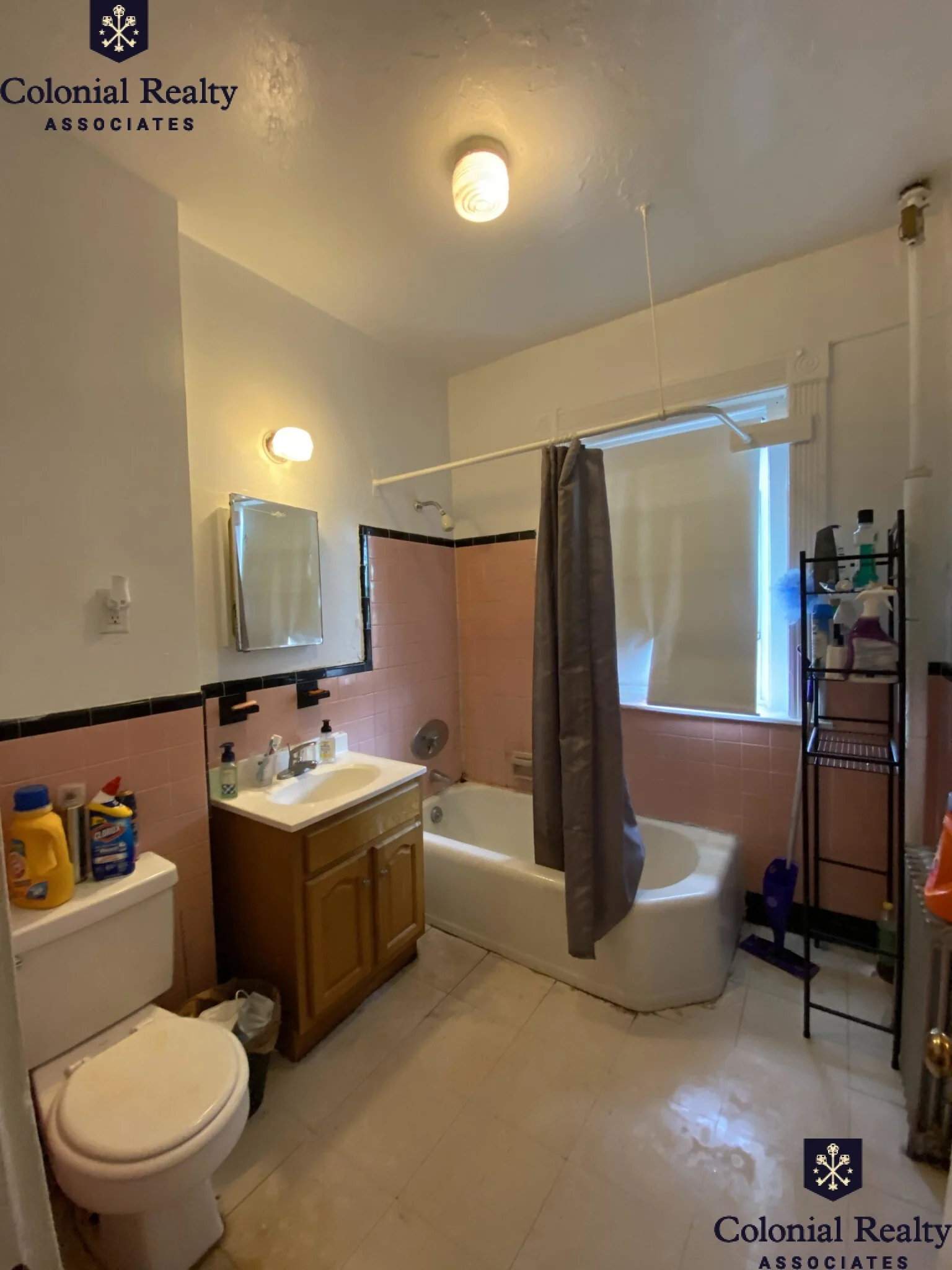 2 bed, 1 bath apartment for rent at 1589 Beacon St Unit 11, Brookline — photo 19 of 19