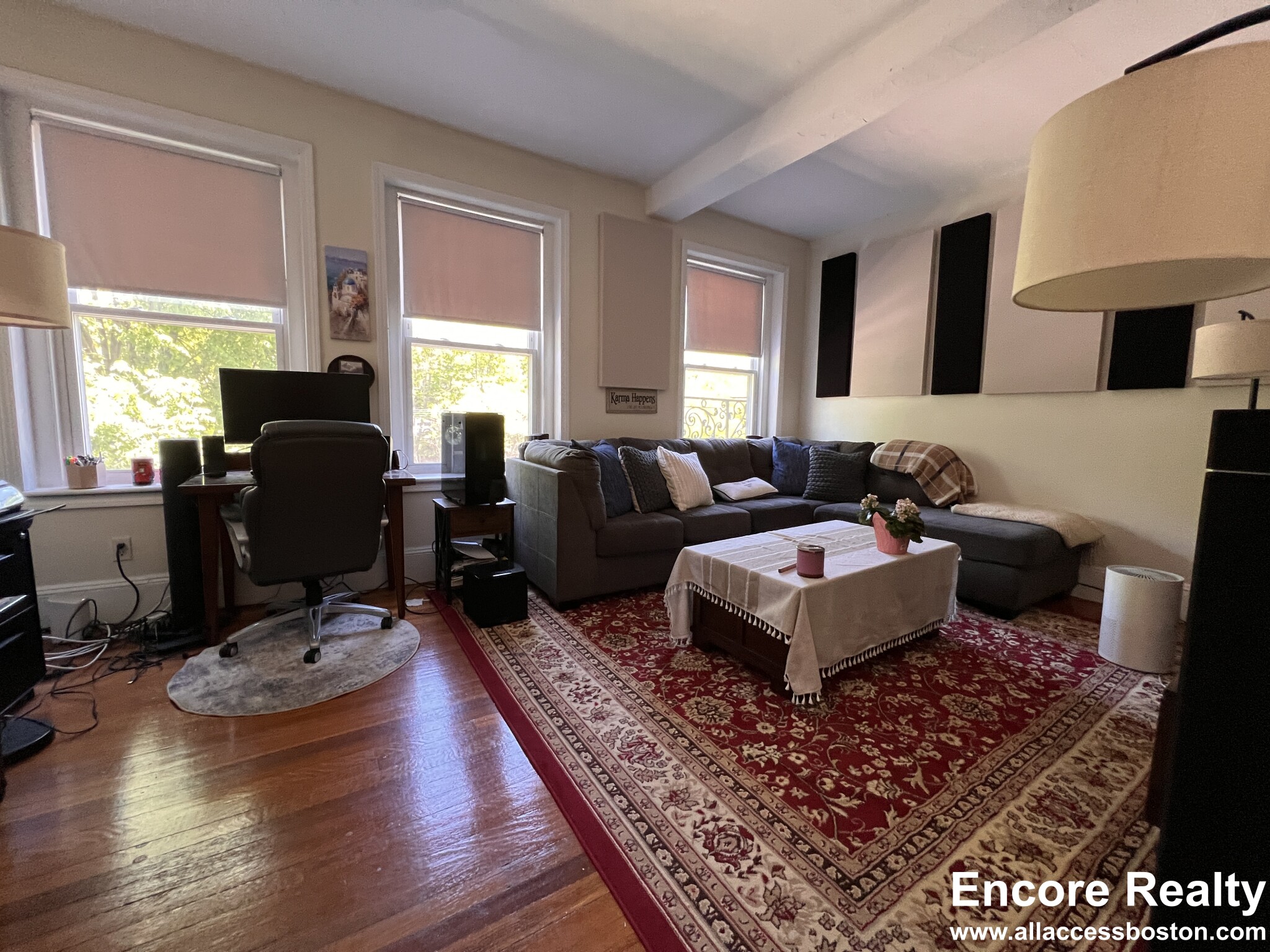 1 bed, 1 bath apartment for rent at 1589 Beacon St Unit 6, Brookline — photo 1 of 8