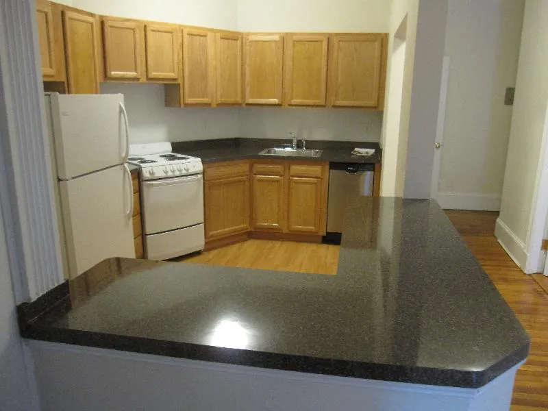 2 bed, 1 bath apartment for rent at 1589 Beacon St Unit 9, Brookline — photo 1 of 14