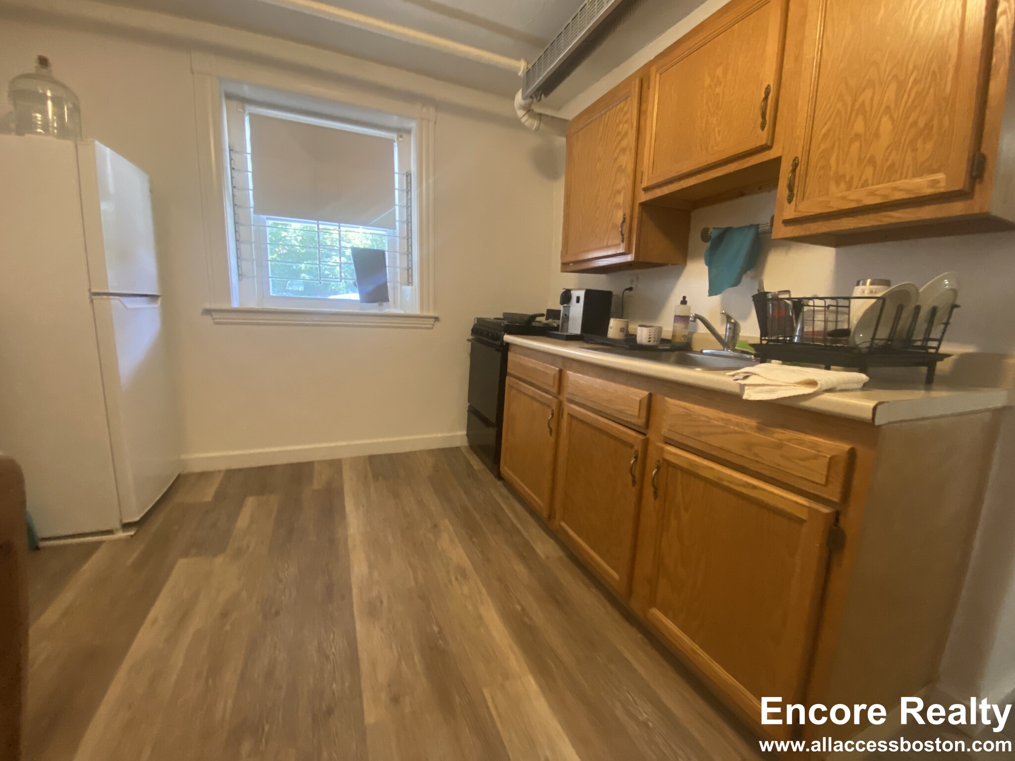 1 bed, 1 bath apartment for rent at 1589 Beacon St Unit AM, Brookline — photo 4 of 12
