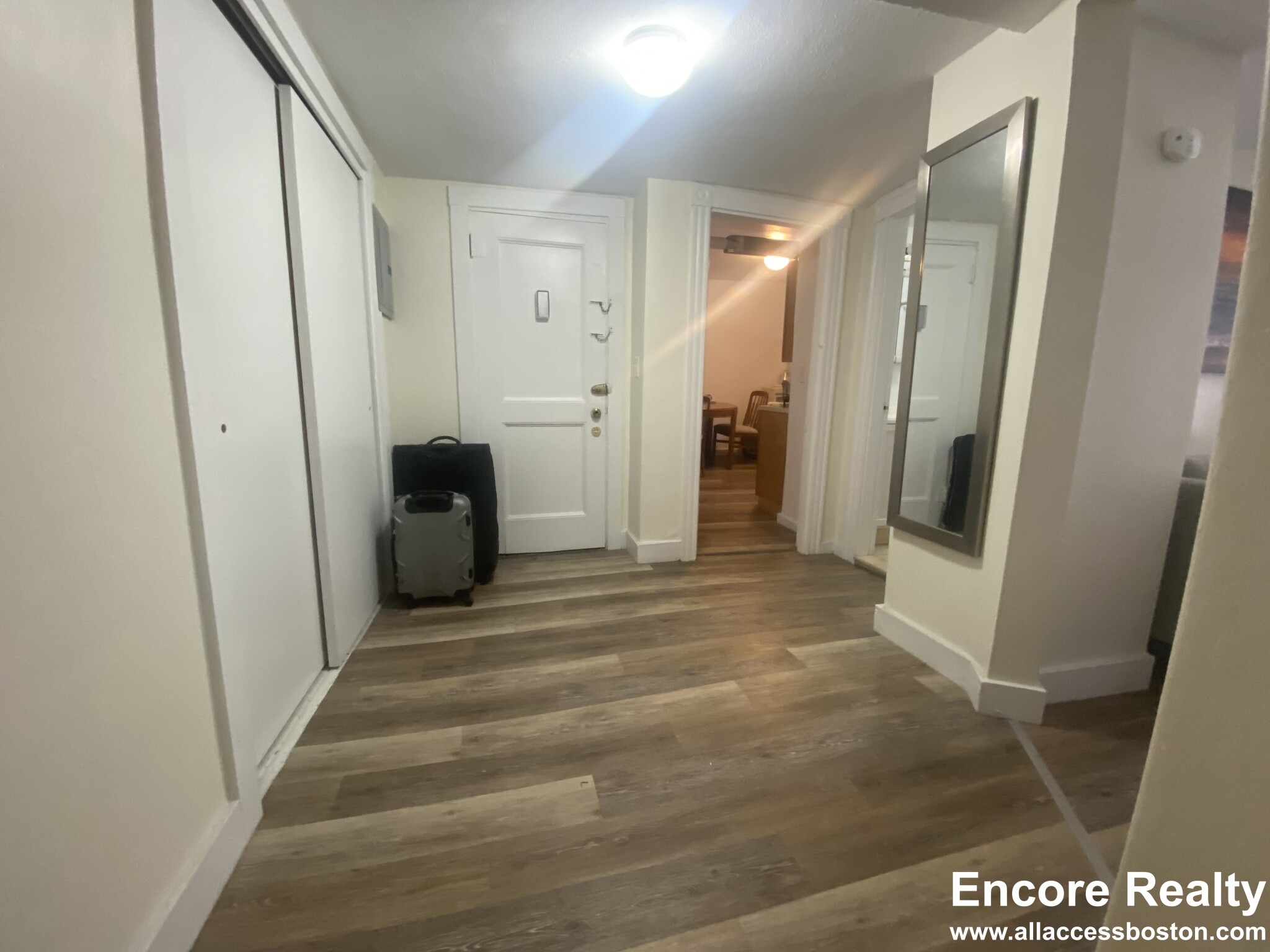 1 bed, 1 bath apartment for rent at 1589 Beacon St Unit AM, Brookline — photo 10 of 12