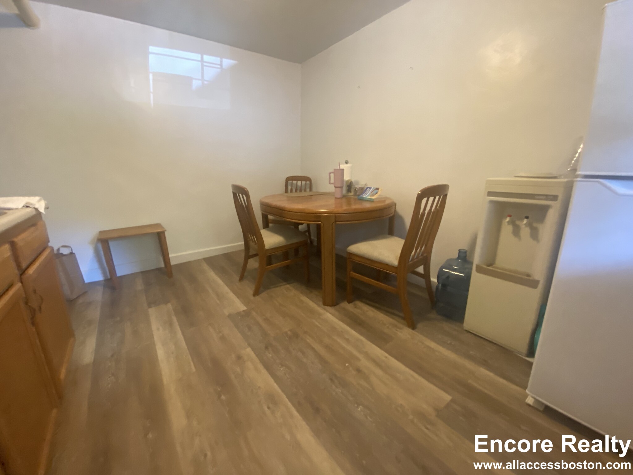 1 bed, 1 bath apartment for rent at 1589 Beacon St Unit AM, Brookline — photo 5 of 12