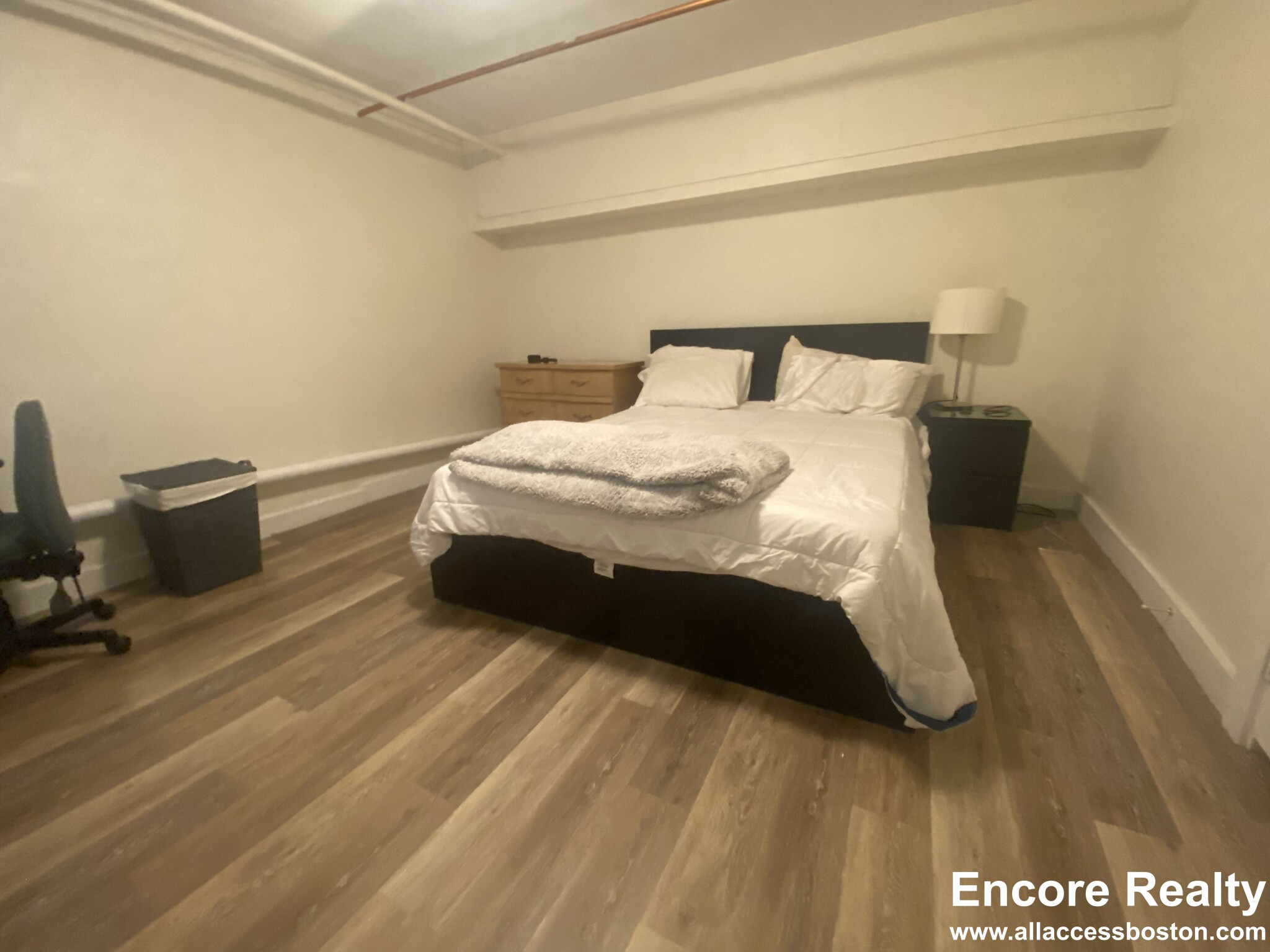 1 bed, 1 bath apartment for rent at 1589 Beacon St Unit AM, Brookline — photo 7 of 12