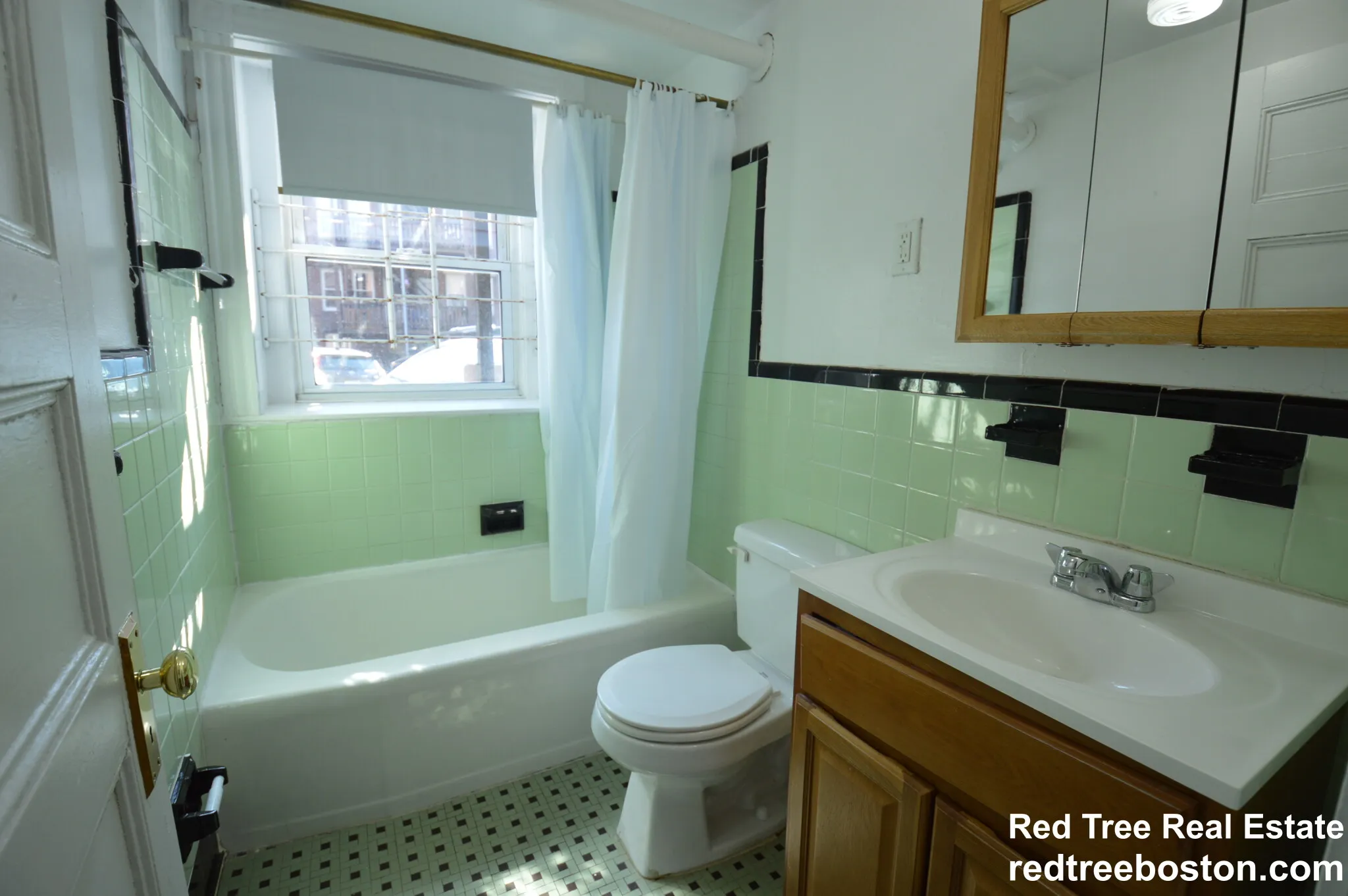 1 bed, 1 bath apartment for rent at 1589 Beacon St Unit B, Brookline — photo 16 of 19