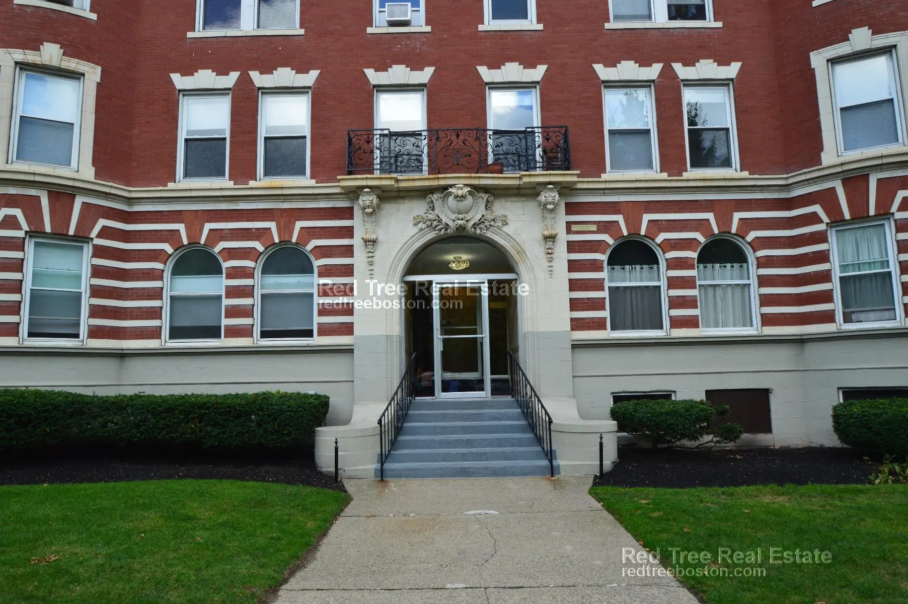 1 bed, 1 bath apartment for rent at 1589 Beacon St Unit B, Brookline — photo 17 of 19