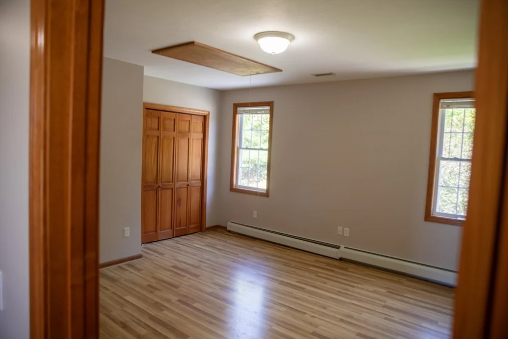 5 bed, 2 bath apartment for rent at 159 Barre Paxton Rd Unit Main, Rutland — photo 16 of 24