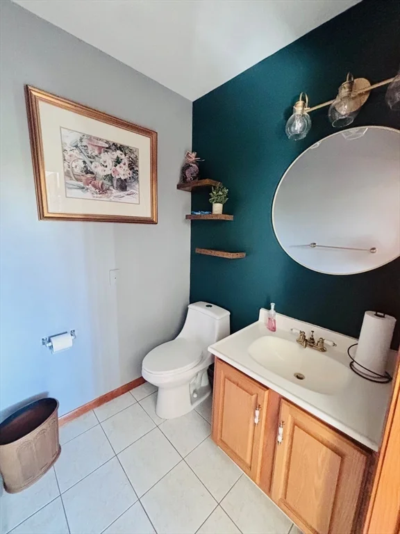 5 bed, 2 bath apartment for rent at 159 Barre Paxton Rd Unit Main, Rutland — photo 12 of 24