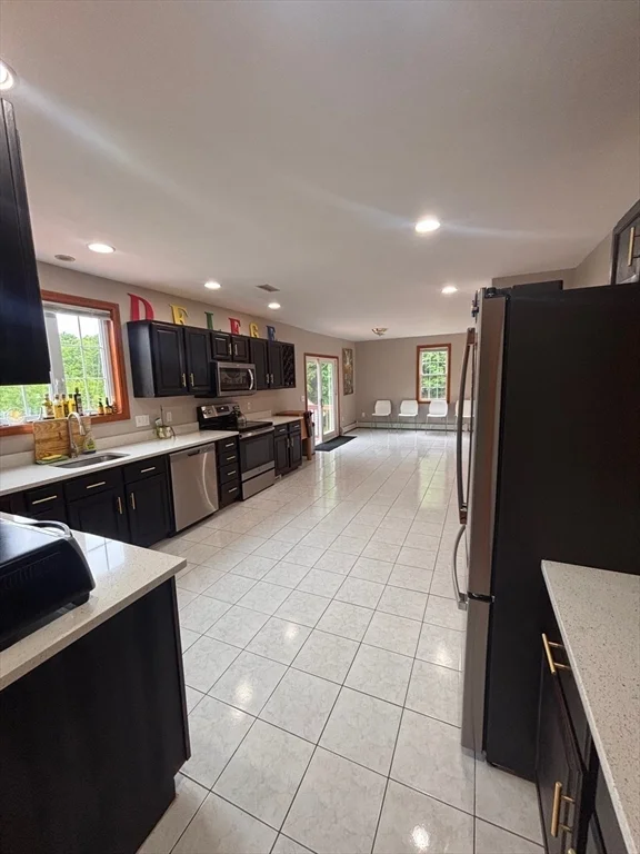 5 bed, 2 bath apartment for rent at 159 Barre Paxton Rd Unit Main, Rutland — photo 10 of 24