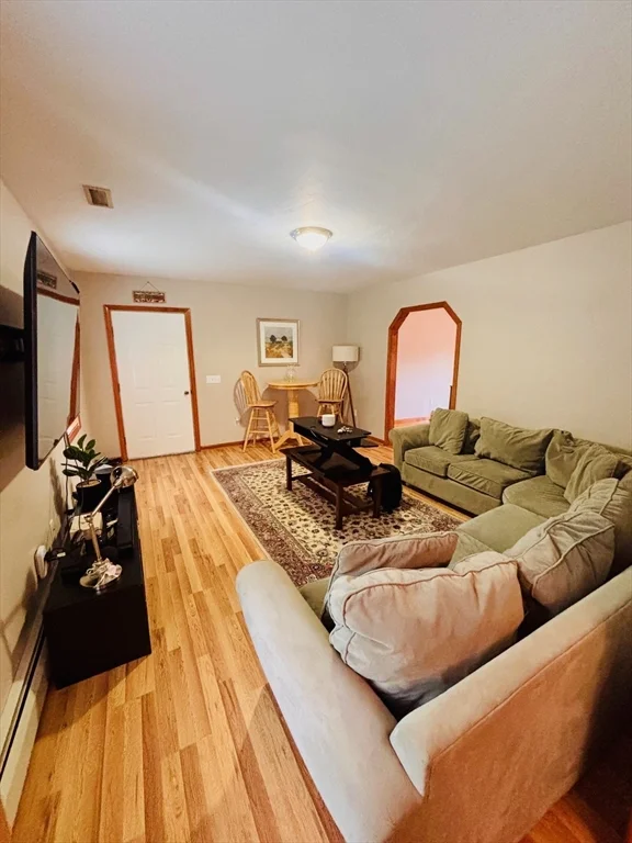 5 bed, 2 bath apartment for rent at 159 Barre Paxton Rd Unit Main, Rutland — photo 11 of 24