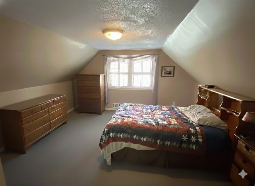 4 bed, 2 bath apartment for rent at 159 Belchertown Rd Unit N/A, Amherst — photo 8 of 14