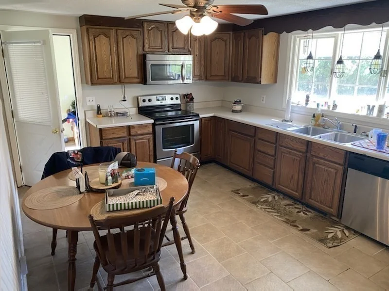 4 bed, 2 bath apartment for rent at 159 Belchertown Rd Unit N/A, Amherst — photo 4 of 14