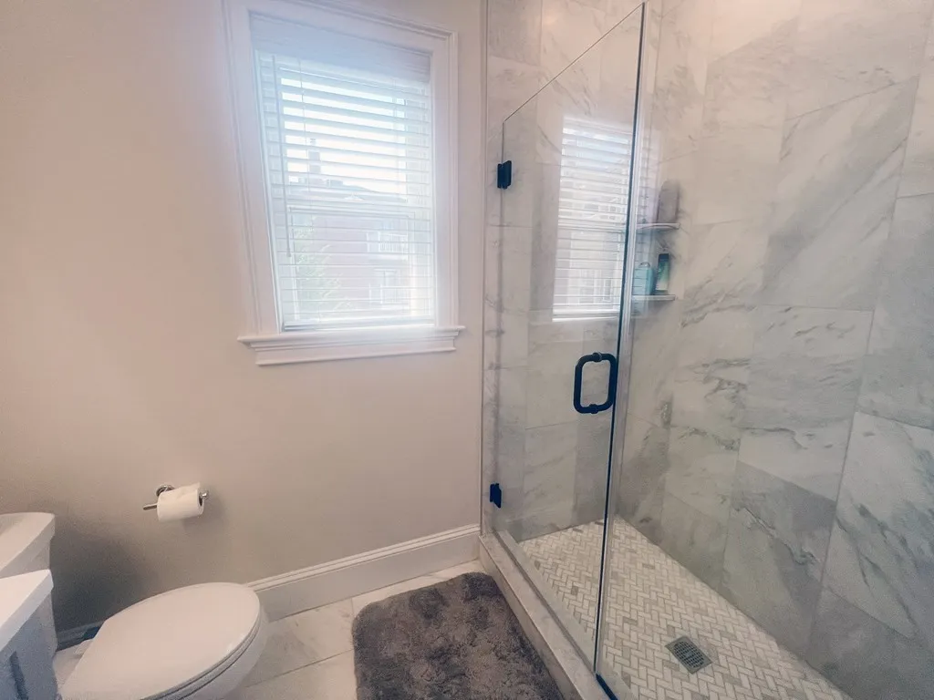 1 bed, 1 bath apartment for rent at 159 Bennington St Unit 2, East Boston — photo 9 of 20