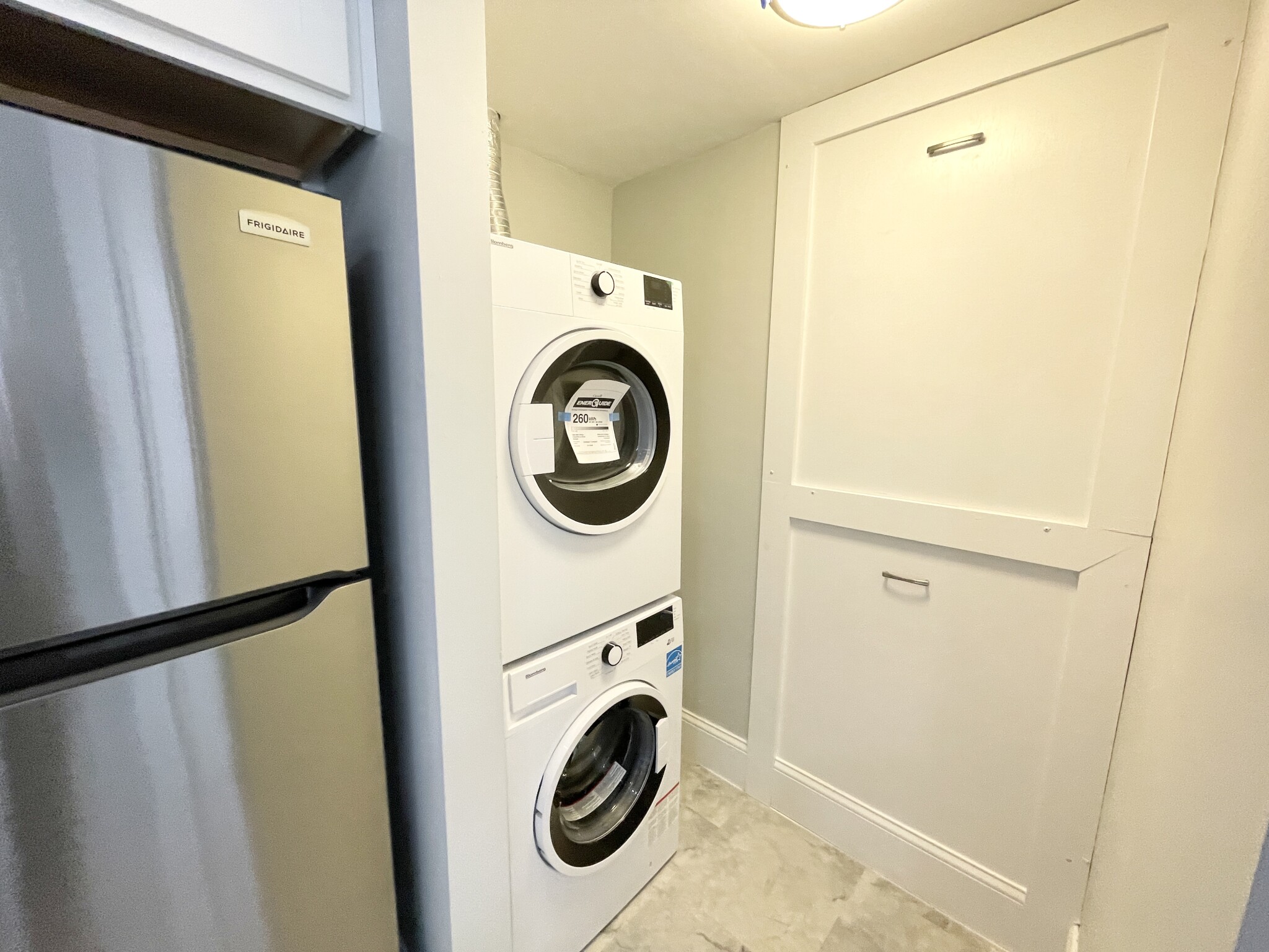 4 bed, 2 bath apartment for rent at 159 Boston St Unit 2, Dorchester — photo 3 of 8