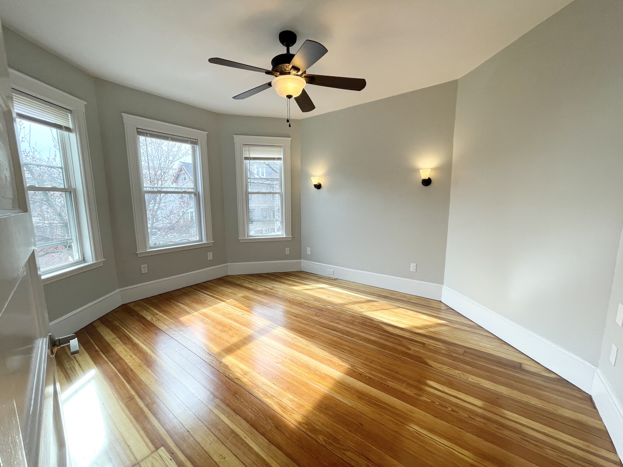 4 bed, 2 bath apartment for rent at 159 Boston St Unit 2, Dorchester