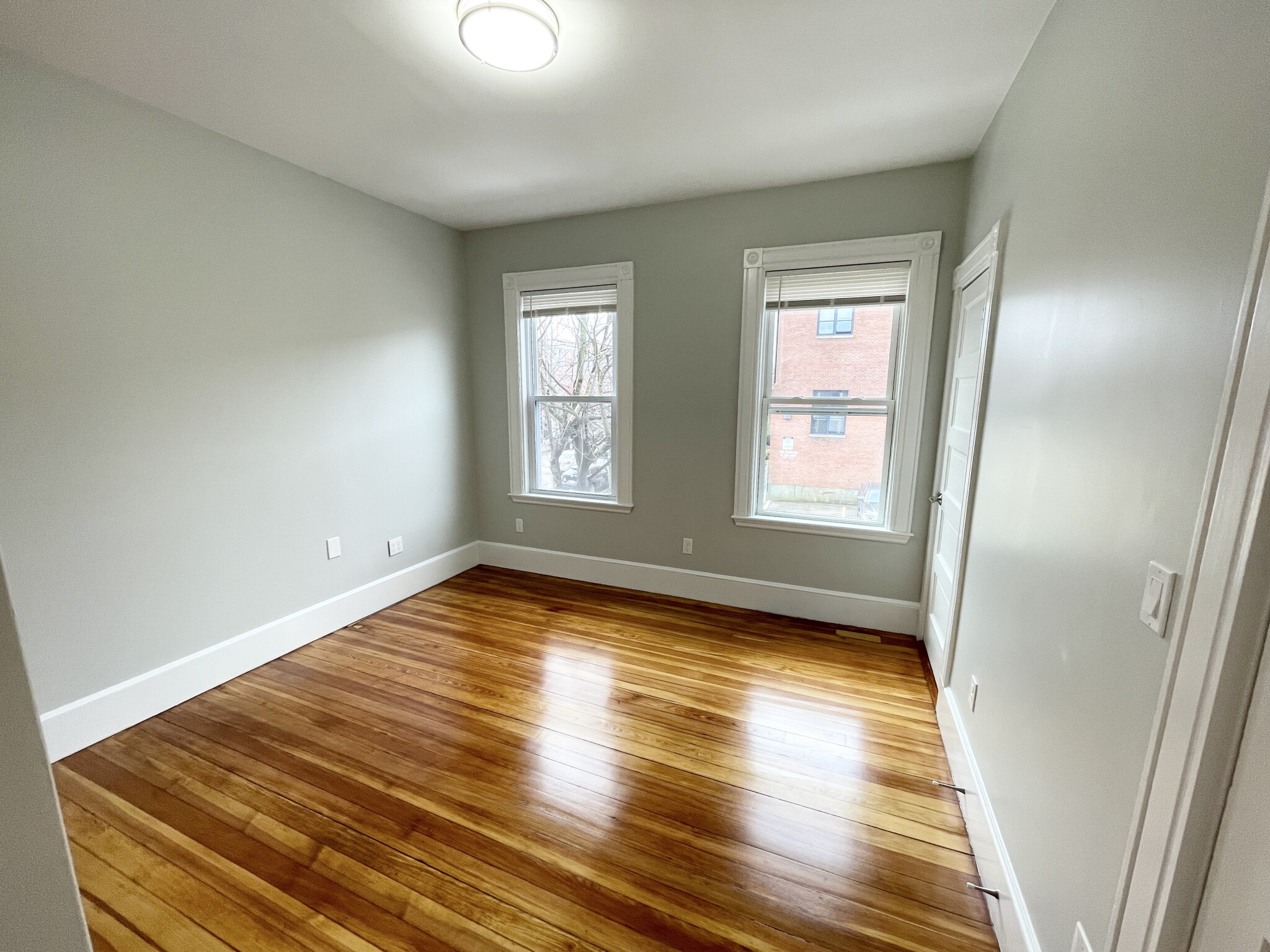 4 bed, 2 bath apartment for rent at 159 Boston St Unit 2, Dorchester — photo 6 of 8