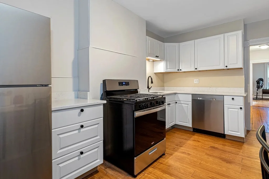 2 bed, 1 bath apartment for rent at 159 Cambridge St Unit 3, East Cambridge — photo 9 of 9