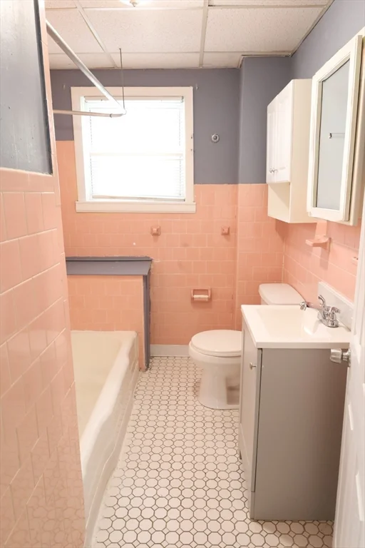 3 bed, 1 bath apartment for rent at 159 Covel Unit 2, Fall River — photo 5 of 9