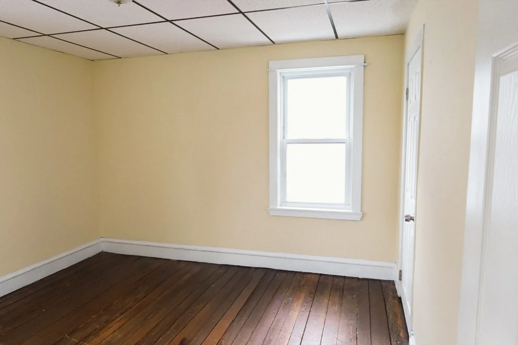 3 bed, 1 bath apartment for rent at 159 Covel Unit 2, Fall River — photo 9 of 9