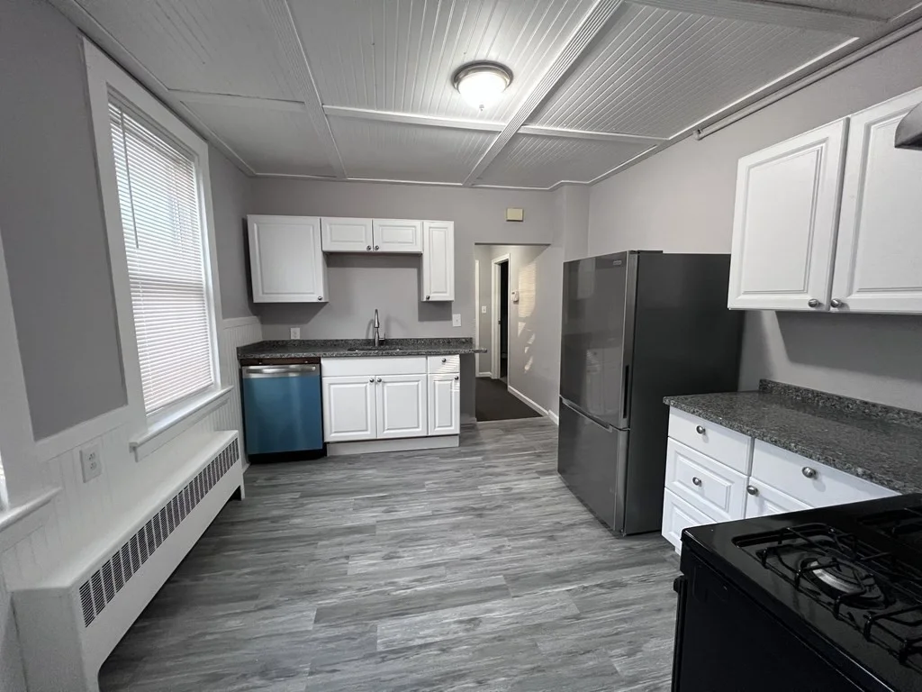 2 bed, 1 bath apartment for rent at 159 E Central St Unit 153, Franklin — photo 2 of 14