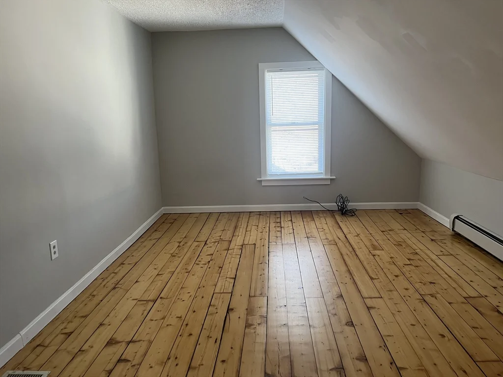 3 bed, 1 bath apartment for rent at 159 E Central Unit 2nd FL, Franklin — photo 25 of 28