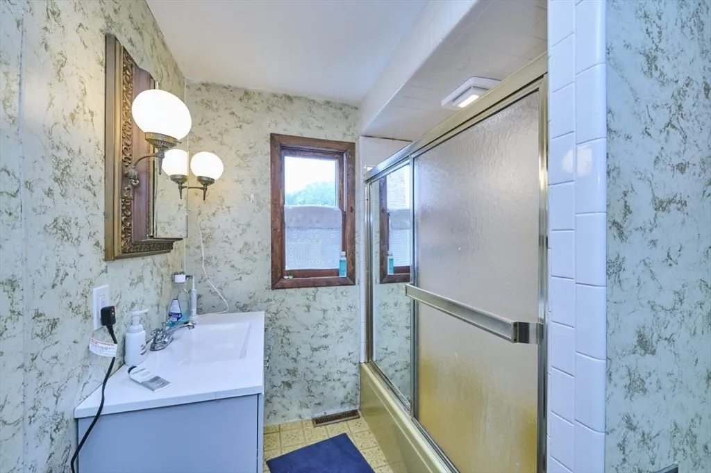 4 bed, 2 bath apartment for rent at 159 Foster St Unit 1, Brighton — photo 12 of 16