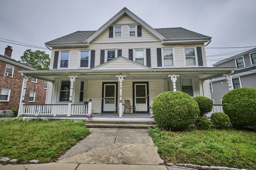 4 bed, 2 bath apartment for rent at 159 Foster St Unit 1, Brighton