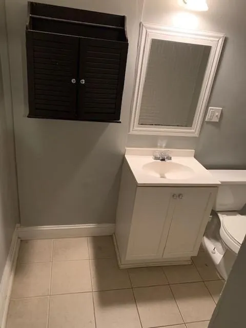1 bed, 1 bath apartment for rent at 159 Grandview Ave Unit 1, Wollaston — photo 8 of 10
