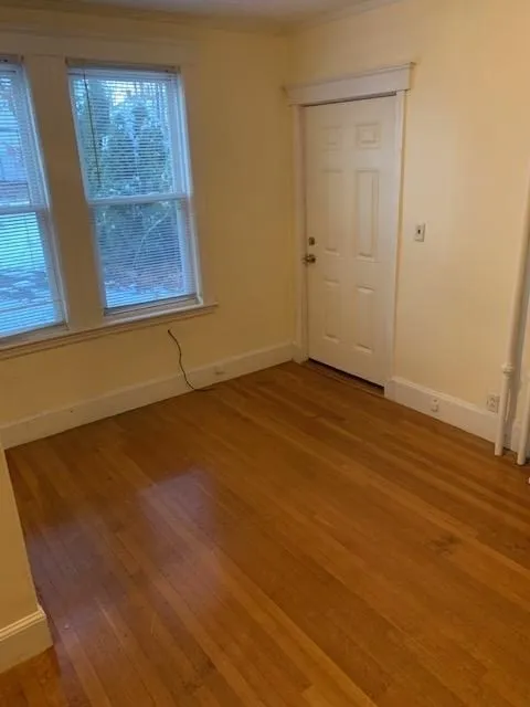 1 bed, 1 bath apartment for rent at 159 Grandview Ave Unit 1, Wollaston — photo 3 of 10