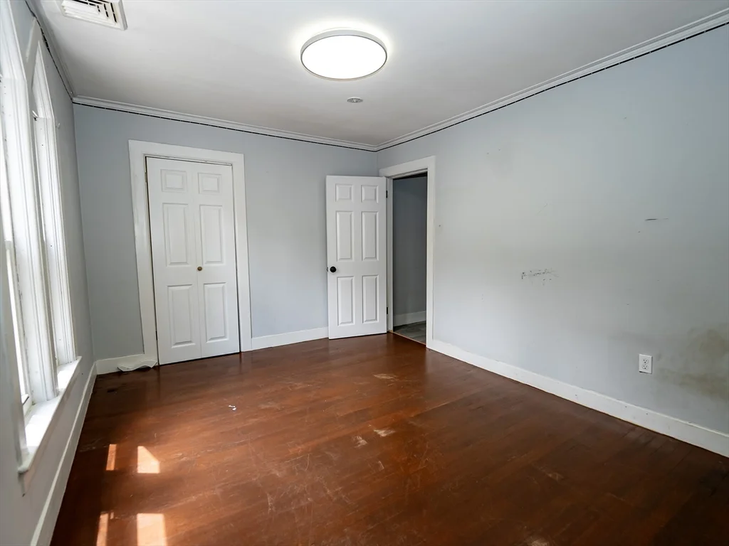 4 bed, 1 bath apartment for rent at 159 Hamilton St Unit 2, Southbridge — photo 6 of 20