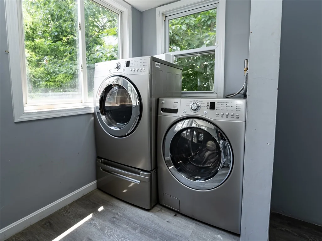 4 bed, 1 bath apartment for rent at 159 Hamilton St Unit 2, Southbridge — photo 15 of 20