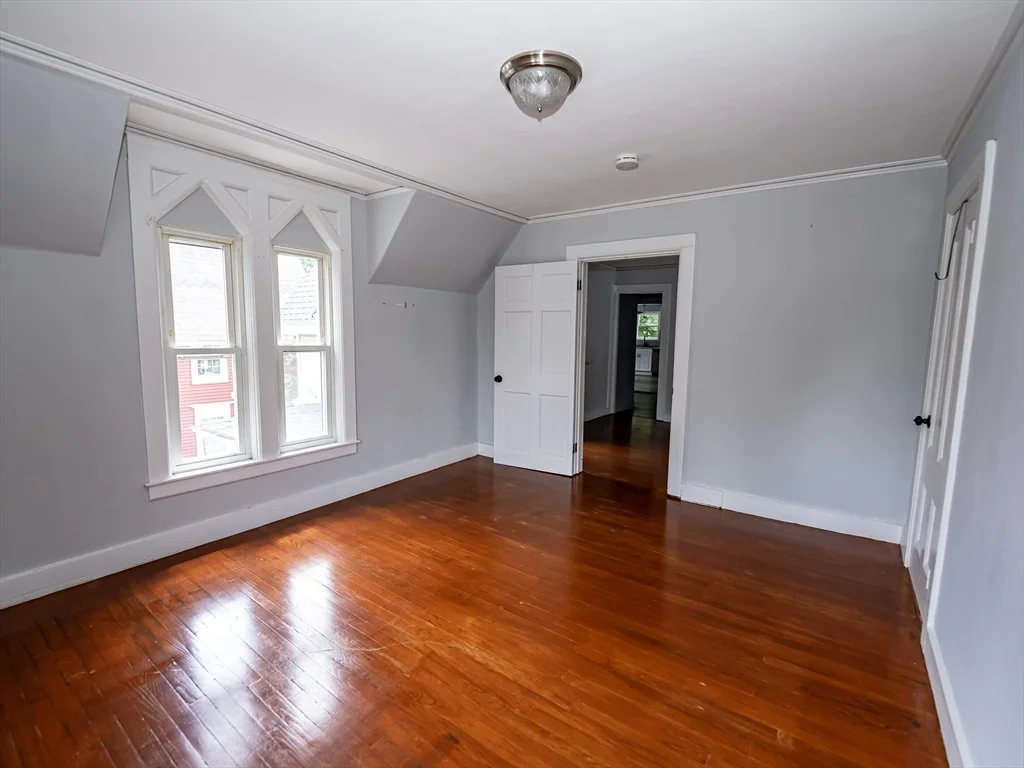 4 bed, 1 bath apartment for rent at 159 Hamilton St Unit 2, Southbridge — photo 4 of 20