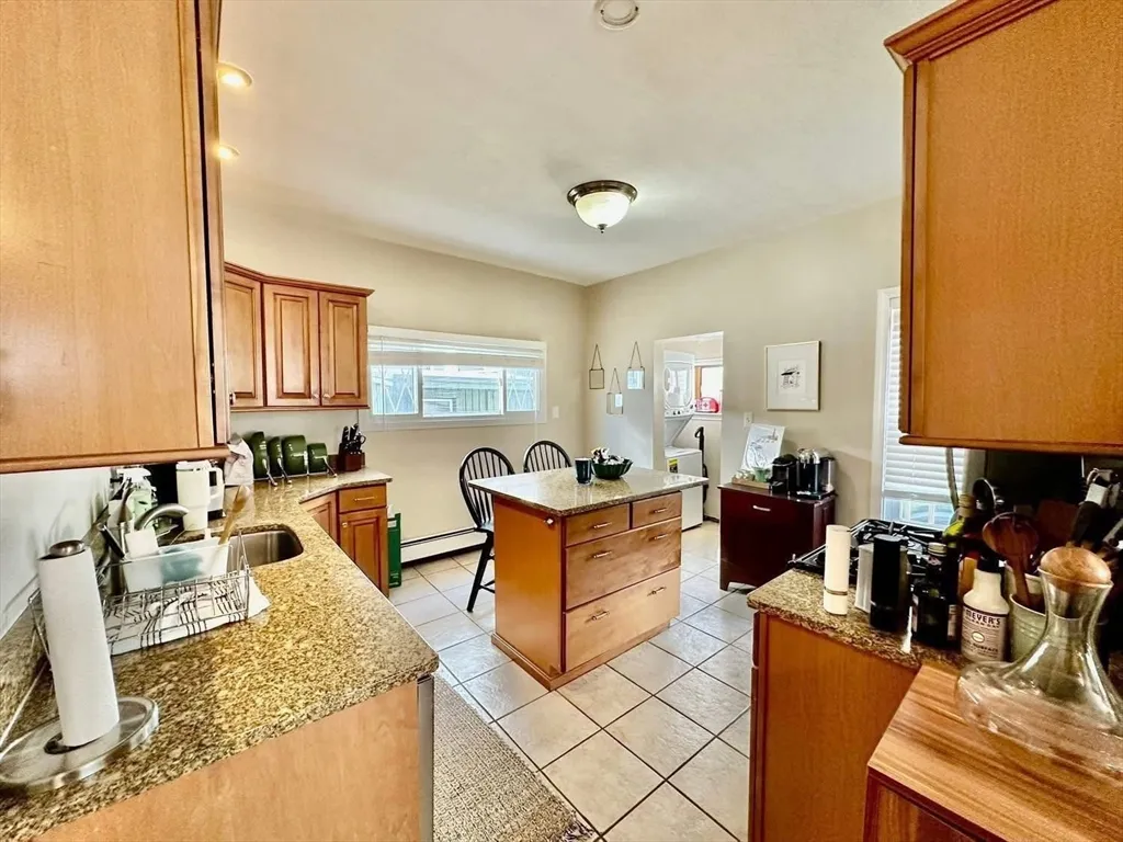 2 bed, 2 bath apartment for rent at 159 K St Unit 1, South Boston — photo 4 of 24