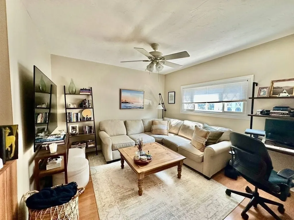 2 bed, 2 bath apartment for rent at 159 K St Unit 1, South Boston — photo 3 of 24