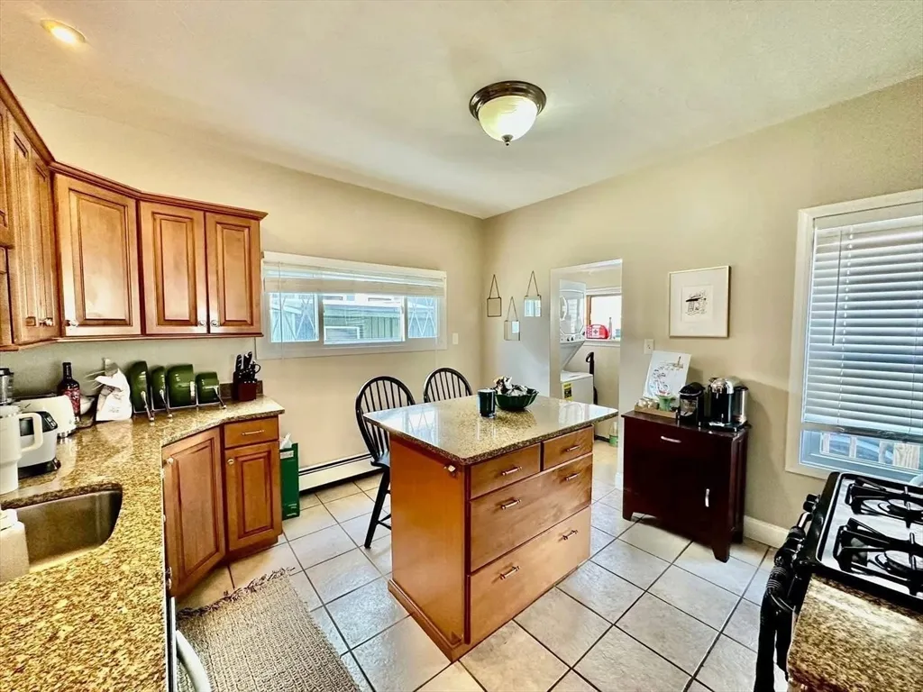 2 bed, 2 bath apartment for rent at 159 K St Unit 1, South Boston — photo 5 of 24