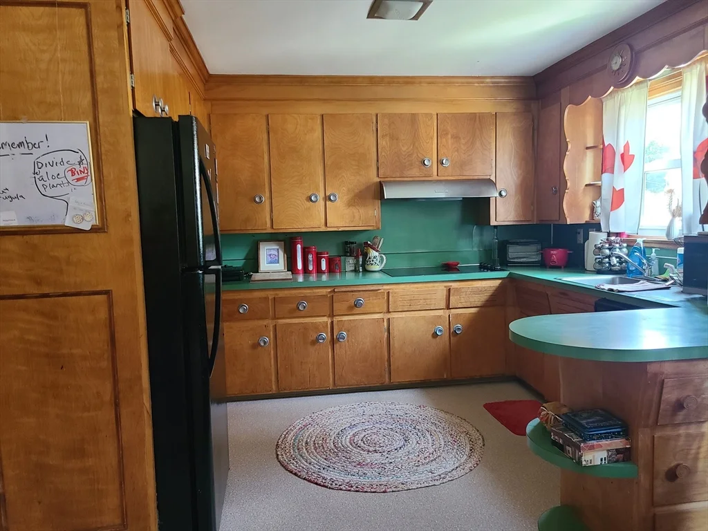 2 bed, 1 bath apartment for rent at 159 Lake Unit 1, Weymouth — photo 4 of 21