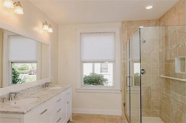 3 bed, 2 bath apartment for rent at 159 Longwood Ave Unit 1, Coolidge Corner — photo 9 of 13