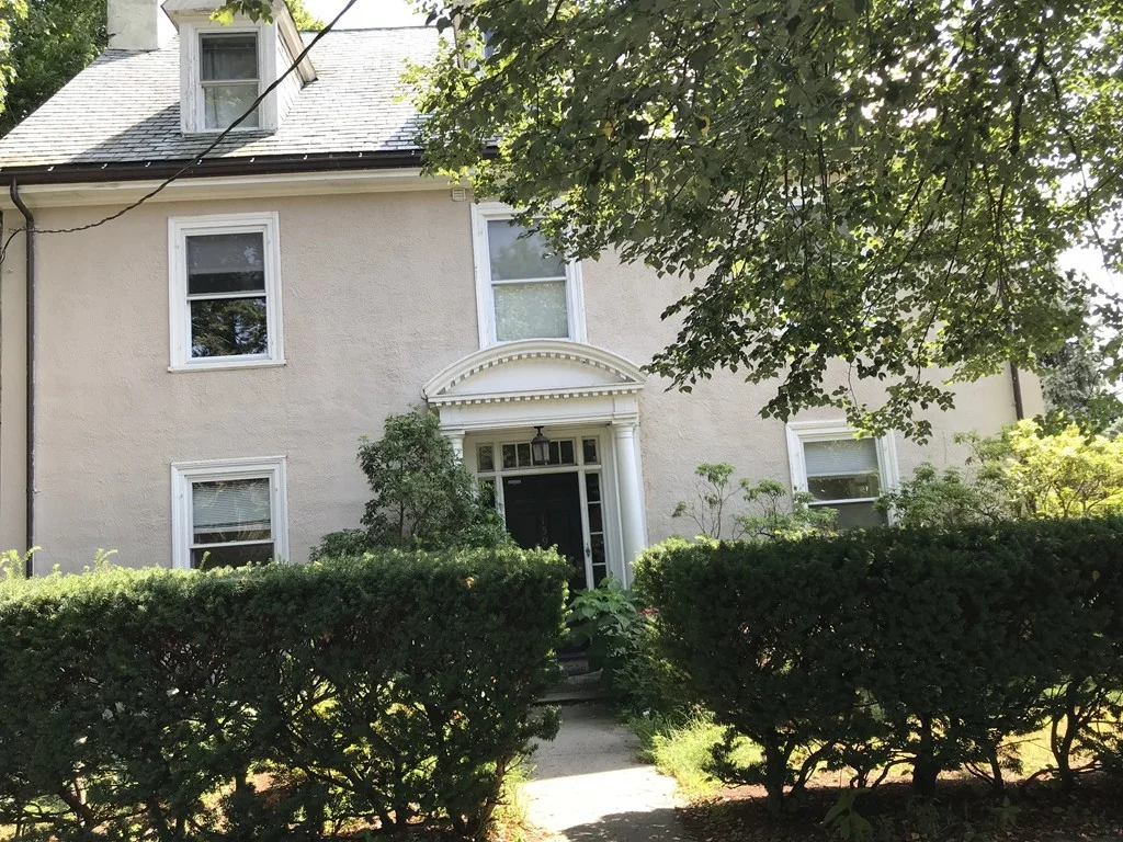 2 bed, 1 bath apartment for rent at 159 Longwood Ave Unit 1A, Brookline — photo 1 of 11
