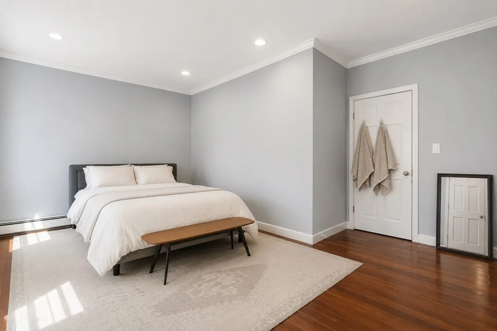 2 bed, 1 bath apartment for rent at 159 M St Unit 3, South Boston — photo 9 of 16