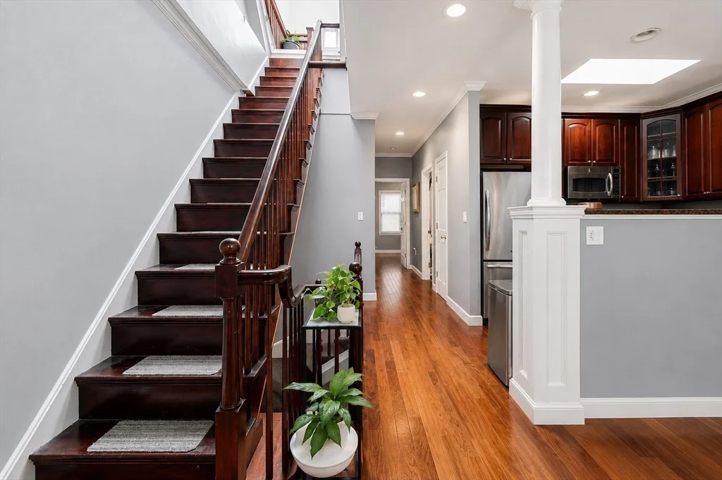 2 bed, 1 bath apartment for rent at 159 M St Unit 3, South Boston — photo 5 of 16