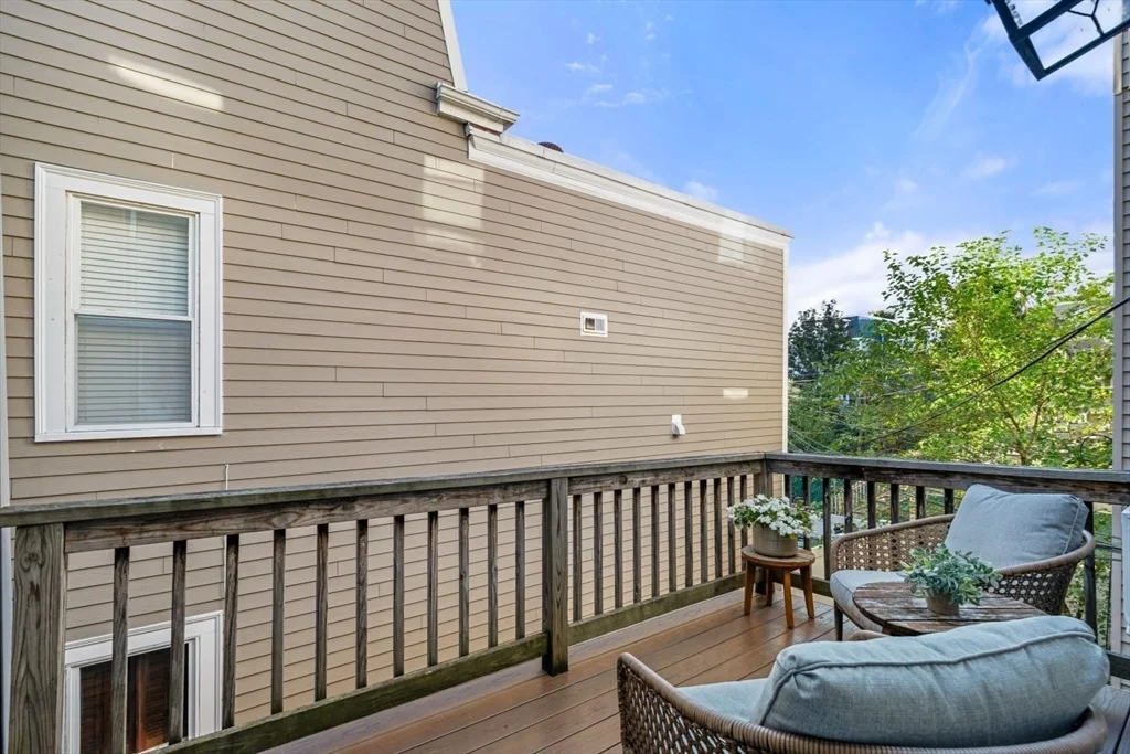 2 bed, 1 bath apartment for rent at 159 M Unit 2, South Boston — photo 12 of 25