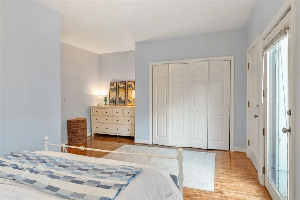 2 bed, 1 bath apartment for rent at 159 M Unit 2, South Boston — photo 11 of 25