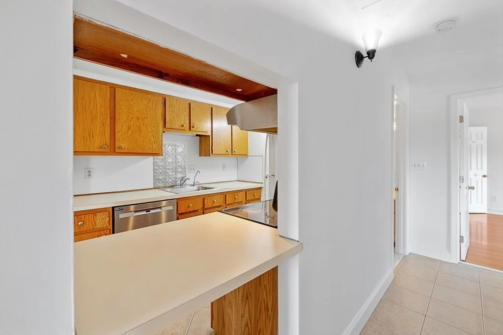 2 bed, 2 bath apartment for rent at 159 Main Unit 50A, Stoneham — photo 9 of 20