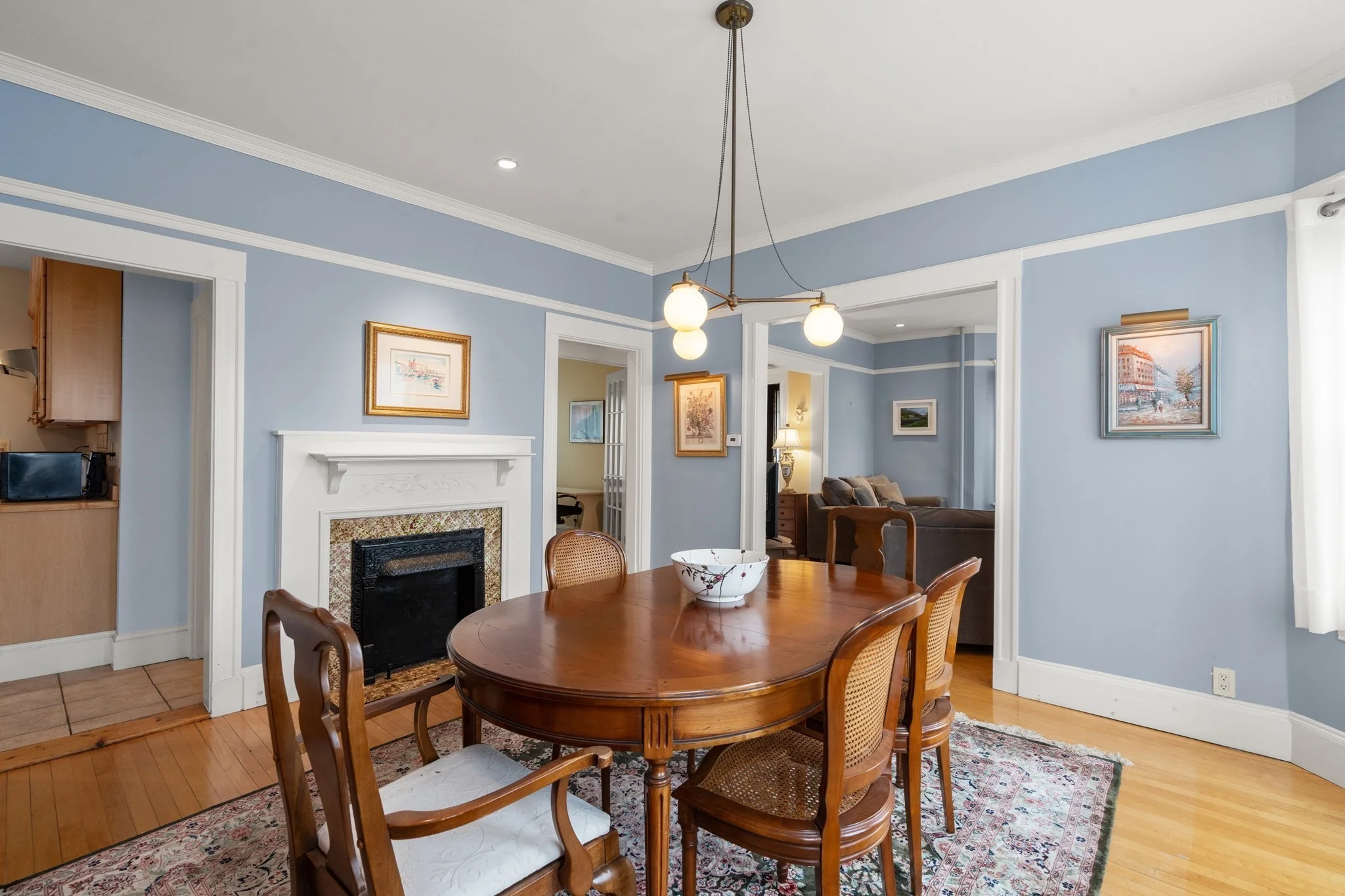 2 bed, 1 bath apartment for rent at 159 Parsons St Unit 1, Brighton