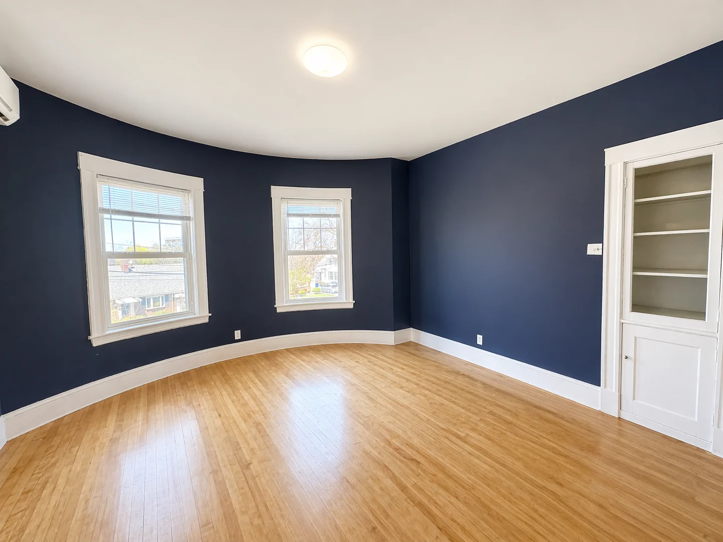 4 bed, 2 bath apartment for rent at 159 Parsons St Unit 2, Brighton — photo 4 of 17