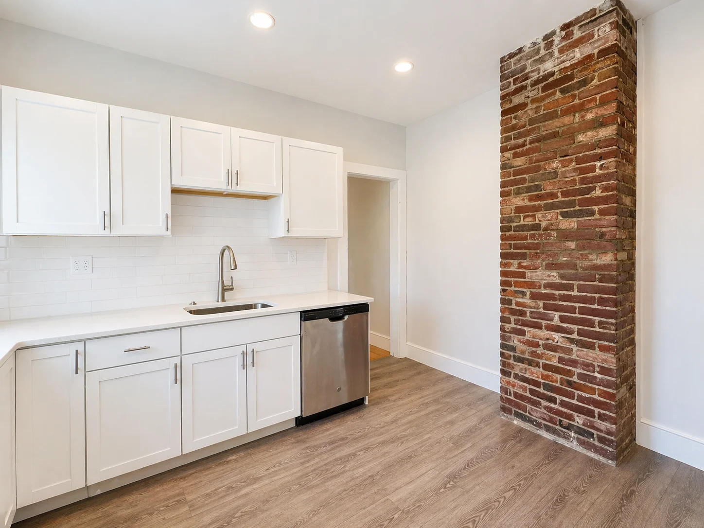 4 bed, 2 bath apartment for rent at 159 Parsons St Unit 2, Brighton — photo 3 of 17