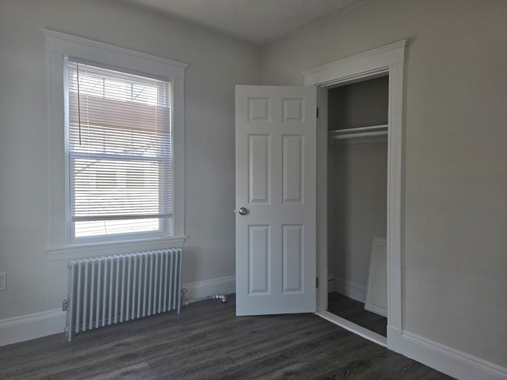 4 bed, 1 bath apartment for rent at 159 Putnam St Unit 2, Quincy — photo 12 of 18