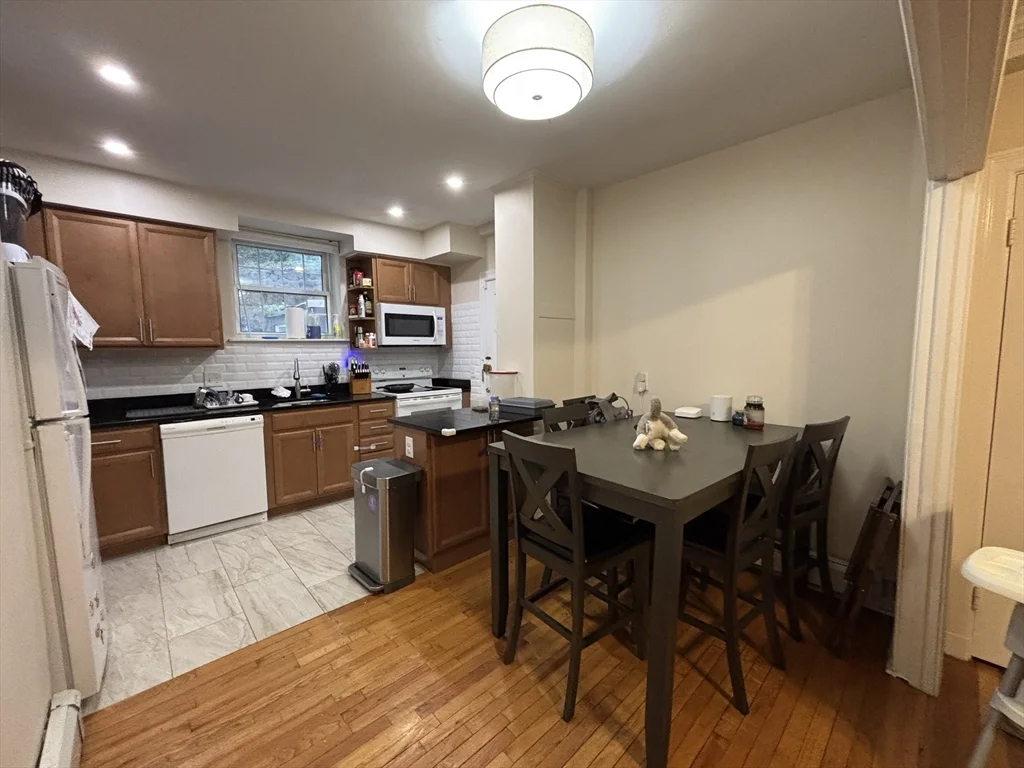 2 bed, 2 bath apartment for rent at 159 Saint Paul St Unit 1, Coolidge Corner